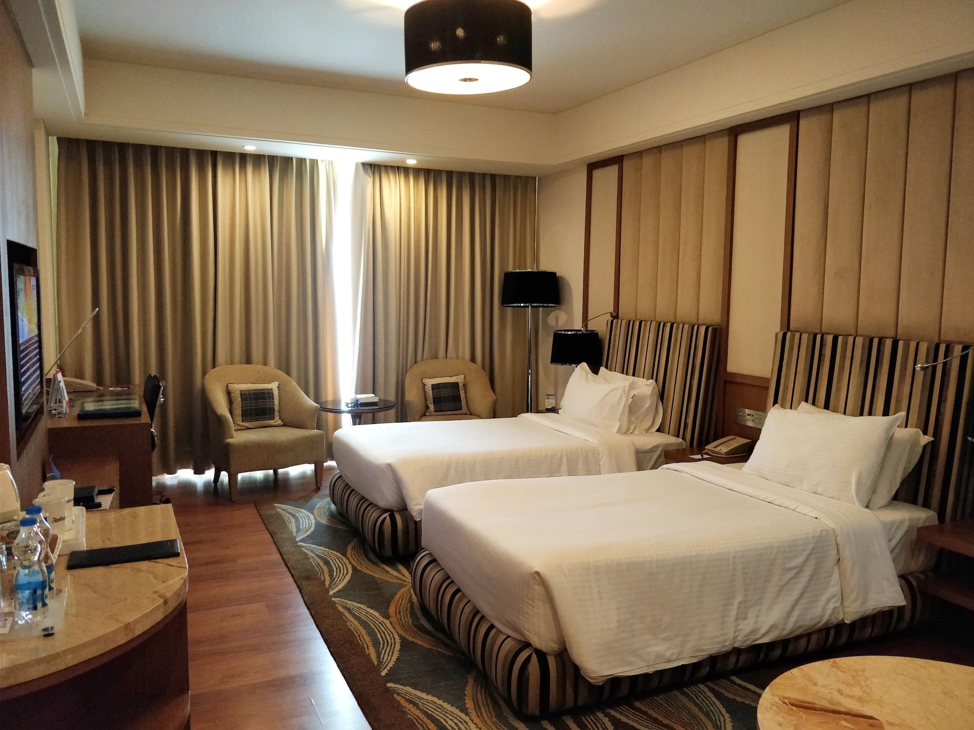 Radisson Blu Hotel, Nagpur Eksteriør billede