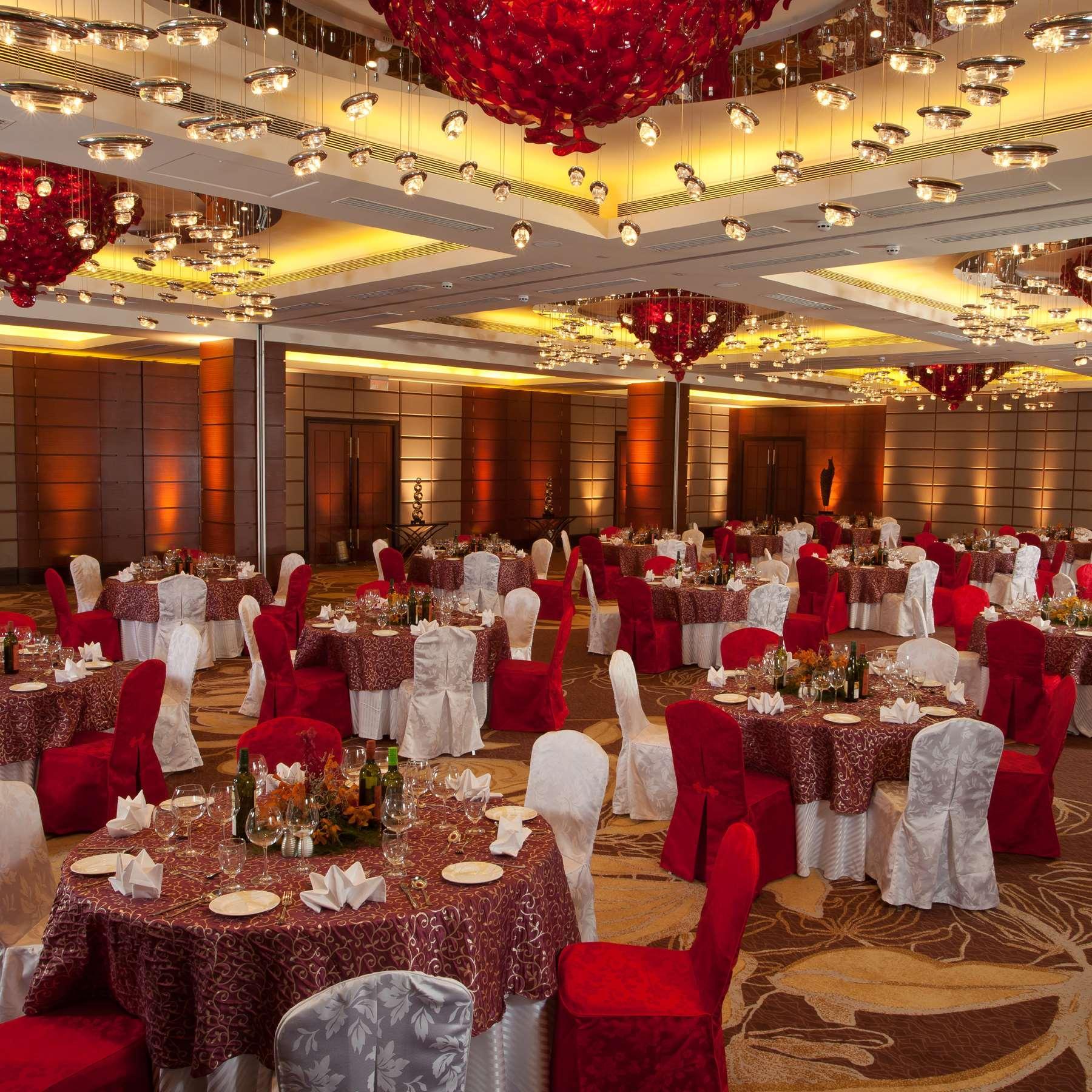 Radisson Blu Hotel, Nagpur Eksteriør billede