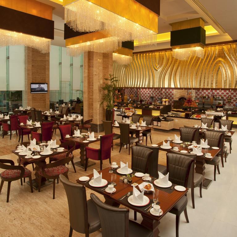 Radisson Blu Hotel, Nagpur Eksteriør billede