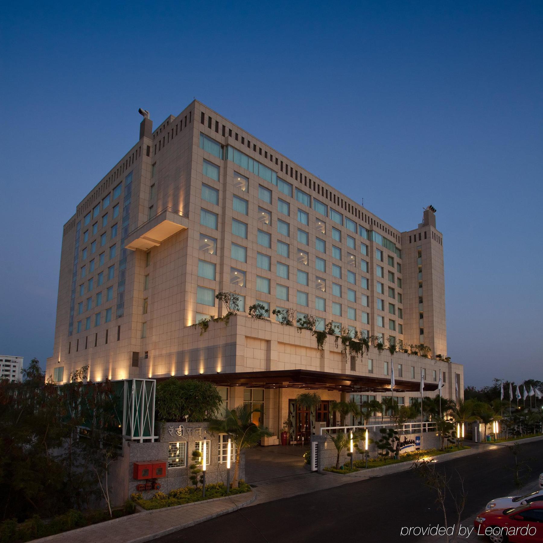 Radisson Blu Hotel, Nagpur Eksteriør billede