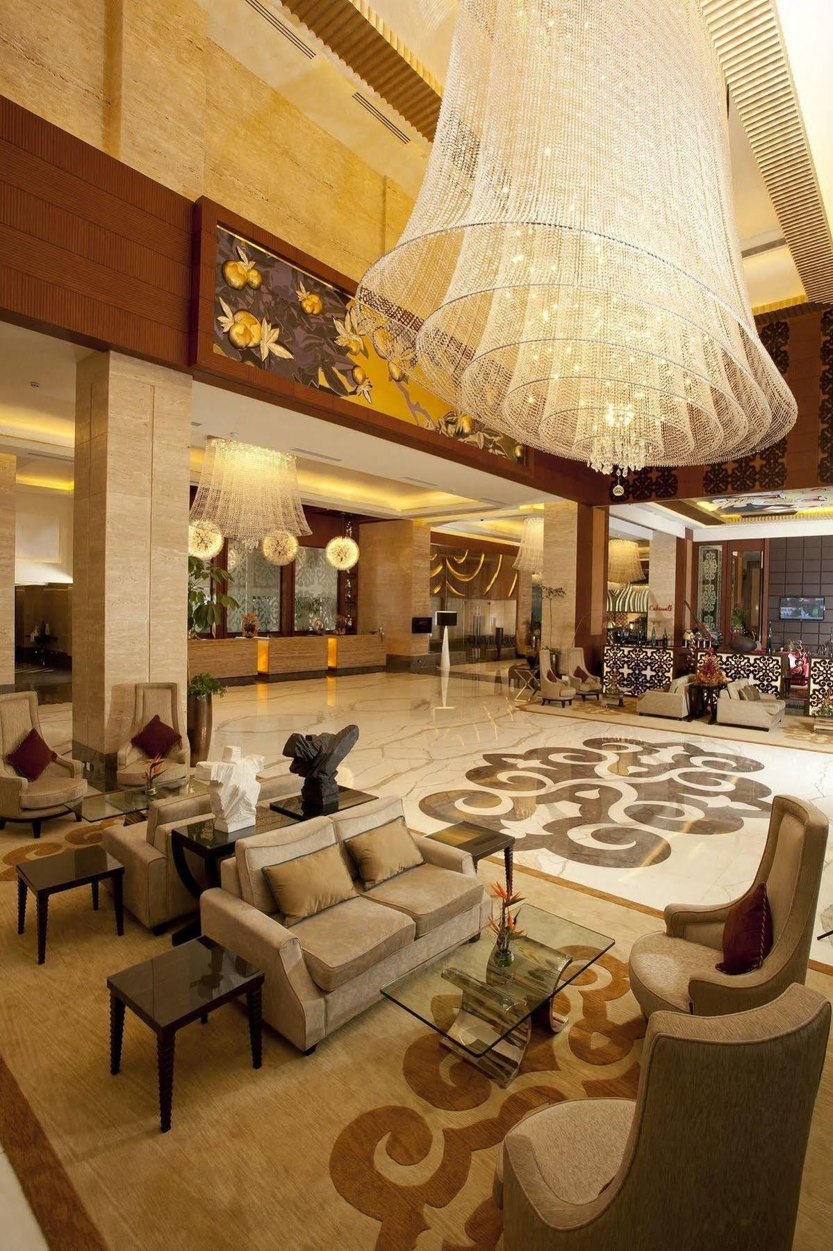 Radisson Blu Hotel, Nagpur Eksteriør billede