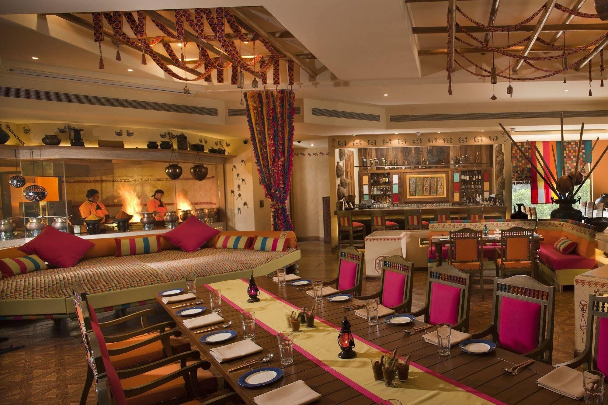Radisson Blu Hotel, Nagpur Eksteriør billede